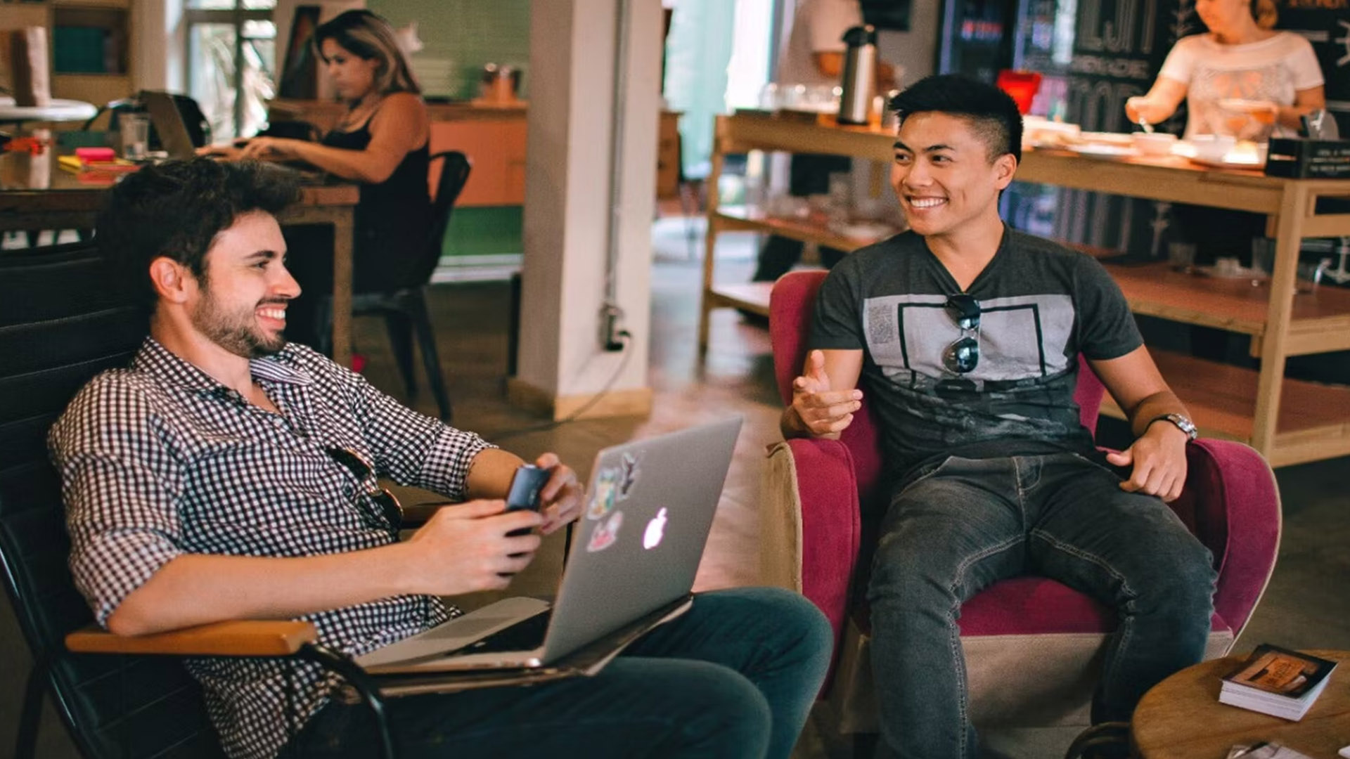 6 Tech Essentials for a Productive Coworking Space 6 Tech Essentials for a Productive Coworking Space